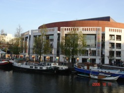 Нидерландская опера в Амстердаме
